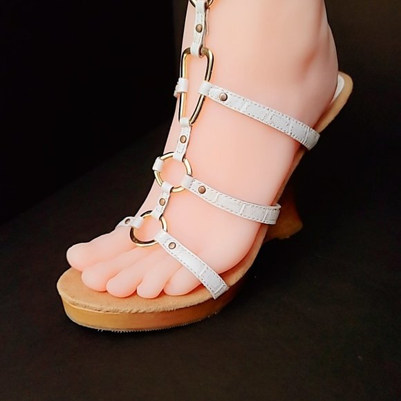 WILD PAIR White Strappy wedge, with gold hardware. - Picture 7 of 14